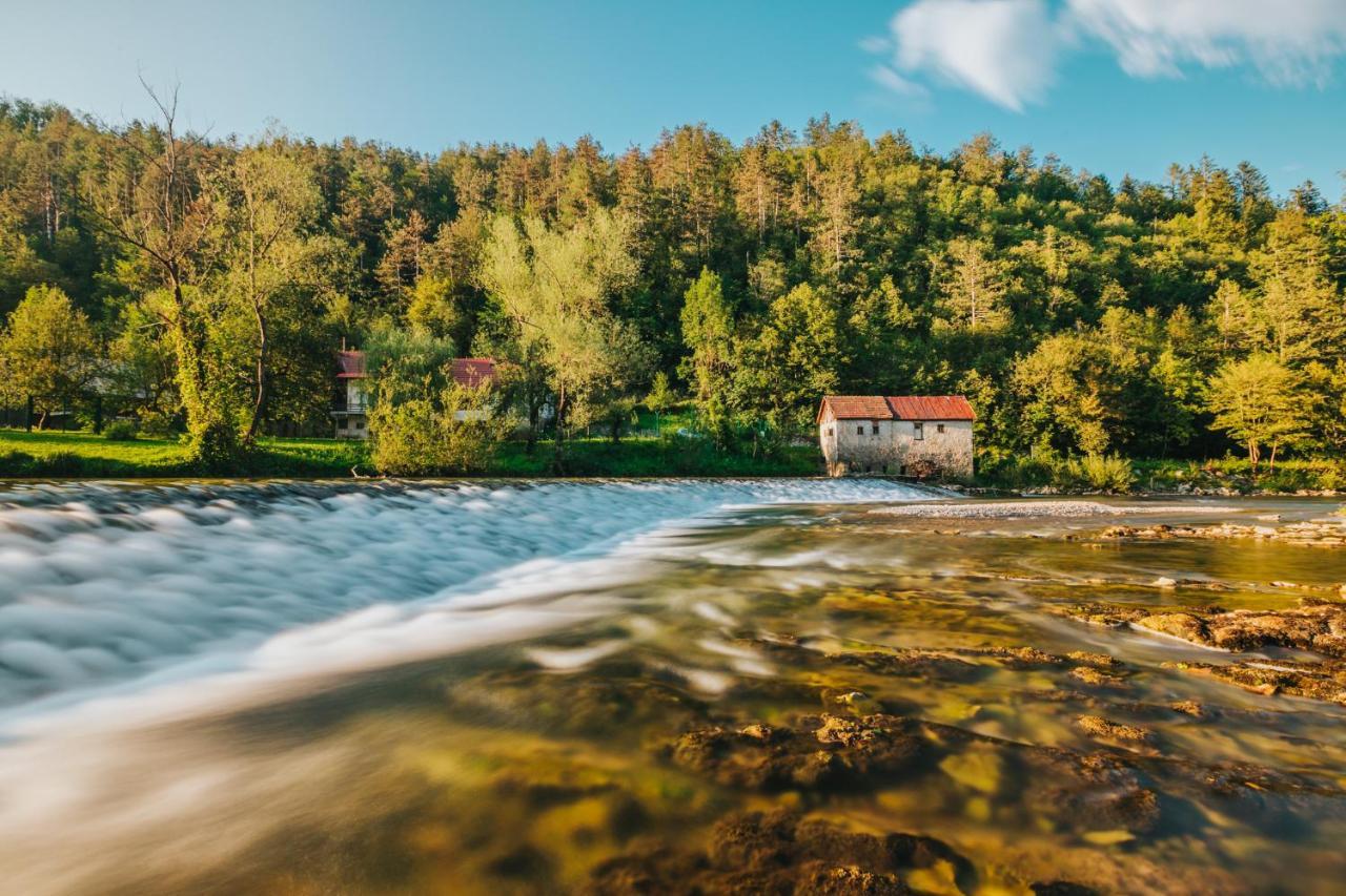 Glamping Kolpa Resort Gradac Экстерьер фото