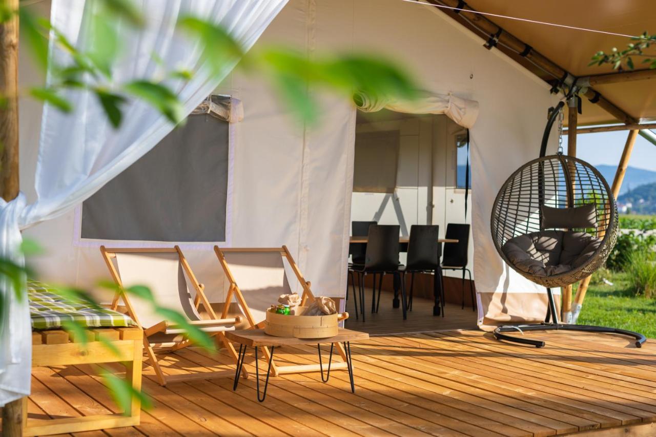 Glamping Kolpa Resort Gradac Экстерьер фото