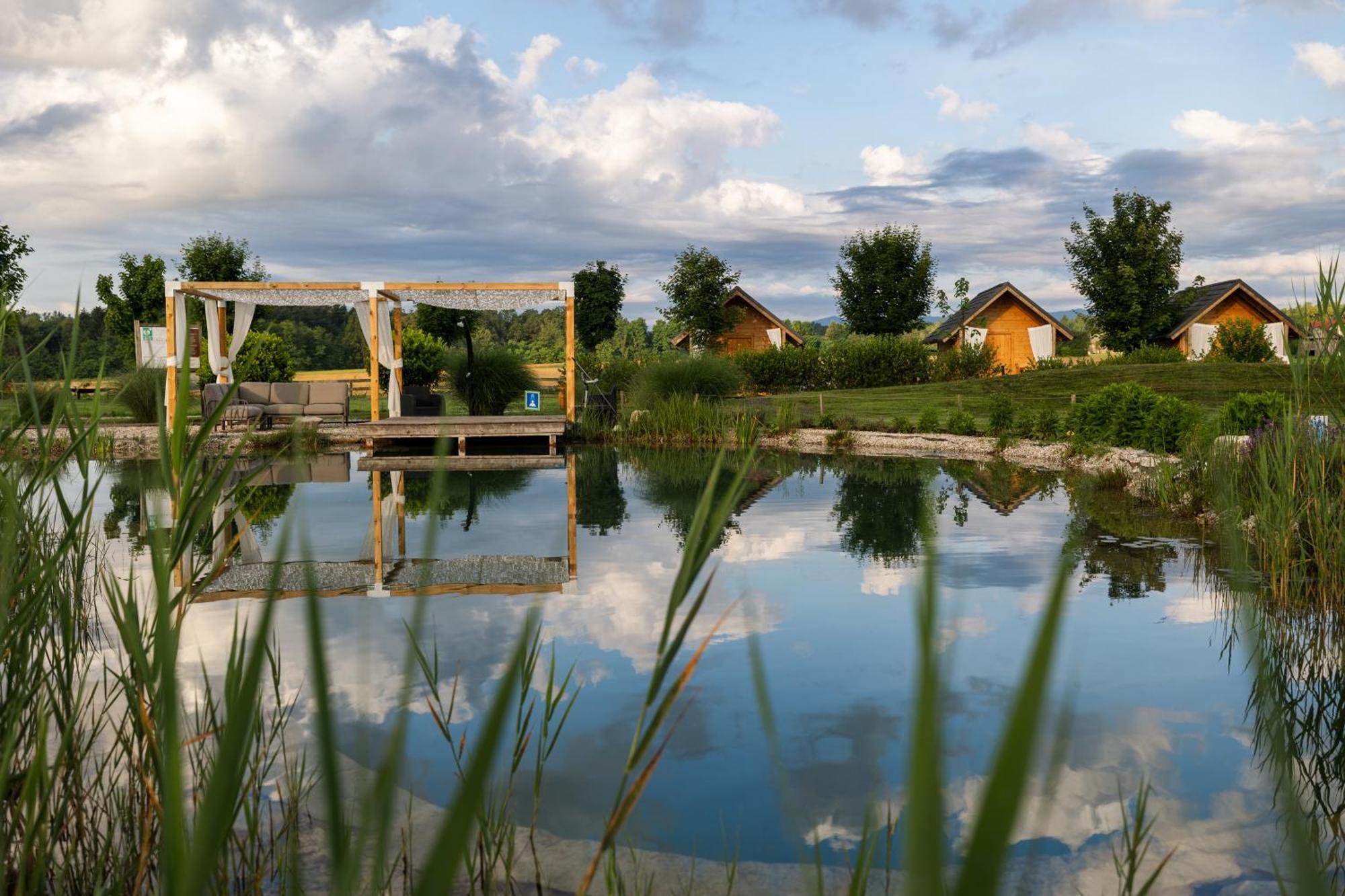 Glamping Kolpa Resort Gradac Экстерьер фото